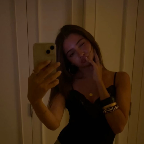 Claudia G. profile photo