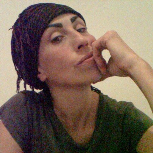 Laura F.