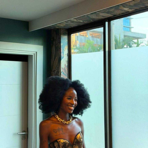 christine w. profile photo