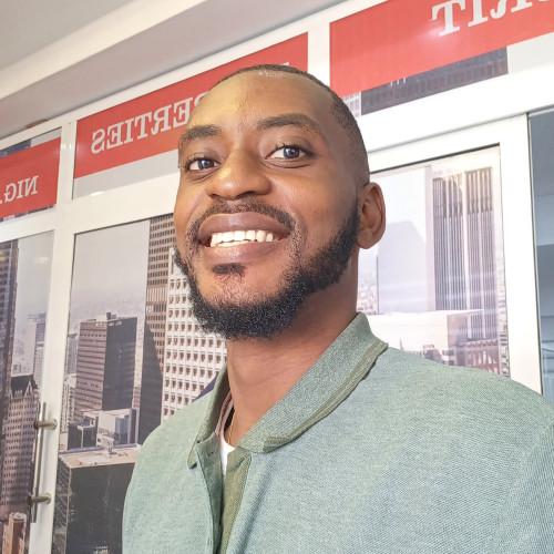 Obong  I. profile photo