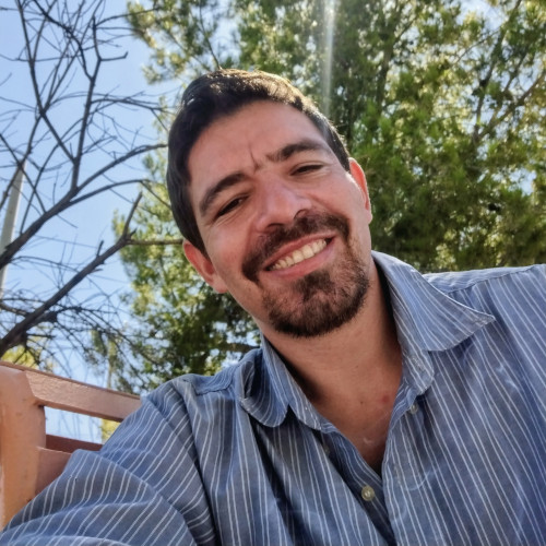 Carlos R. profile photo