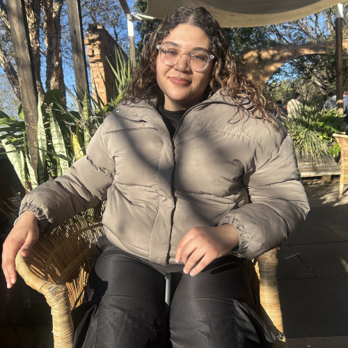 Cloe v. profile photo