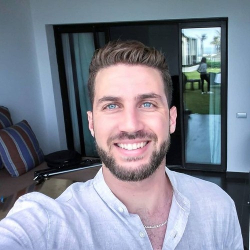 Aziz O. profile photo