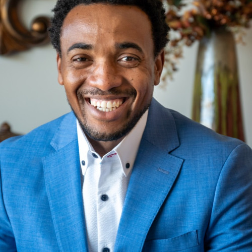Lee H. profile photo