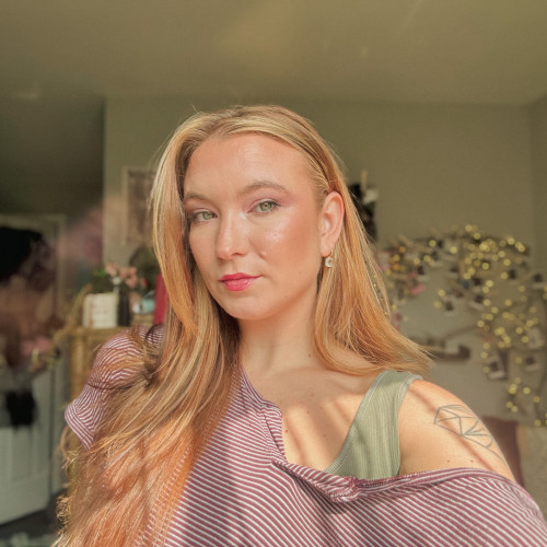 Annie V. profile photo