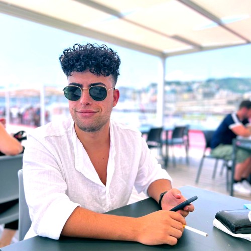 Reda T. profile photo