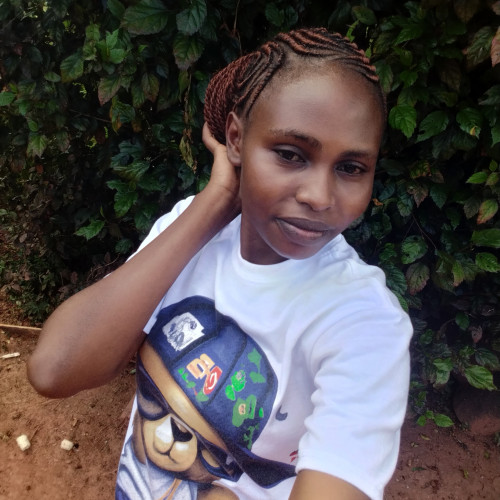 Esther N. profile photo