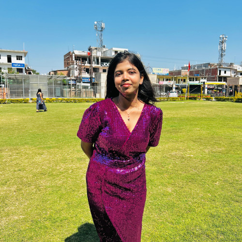 Saloni K.