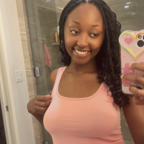 Nia L. profile photo