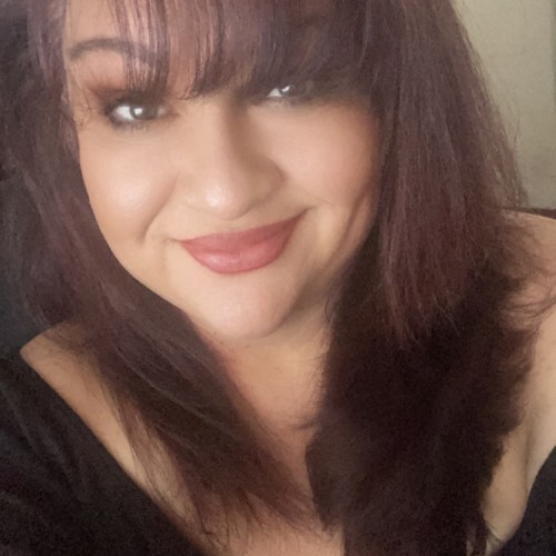 Yvette  G.