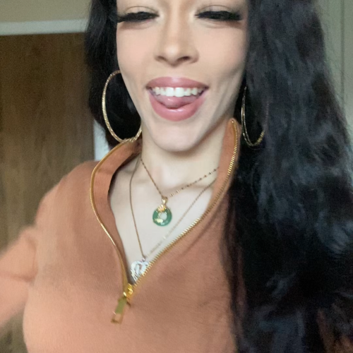 aleece l. profile photo