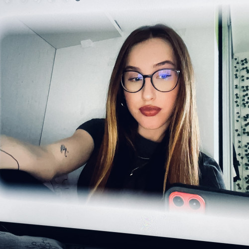 Nela D. profile photo