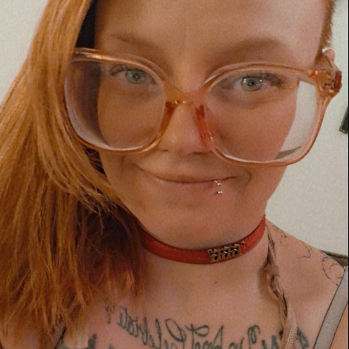 Mari C. profile photo