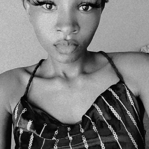 nivia i. profile photo