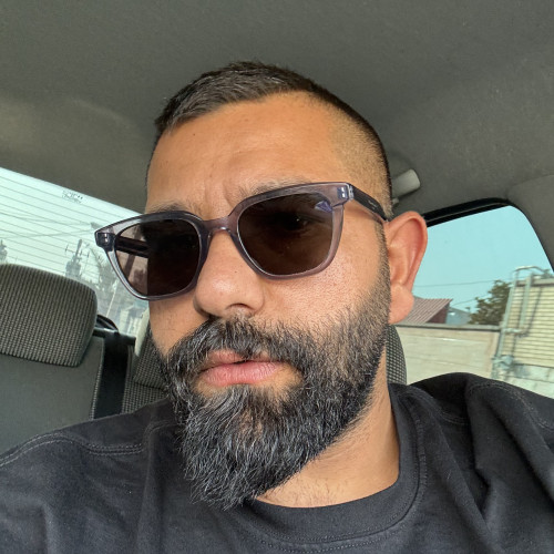 Sina g. profile photo