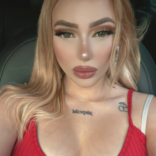 Paula V.
