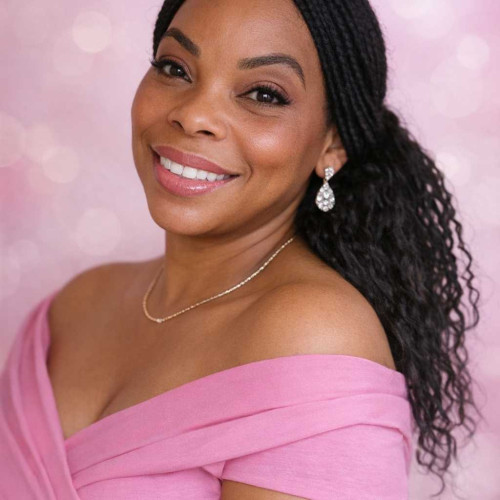 queen t. profile photo