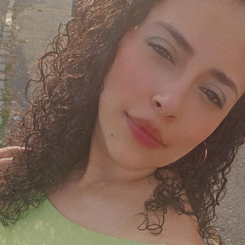 Estefani T. profile photo