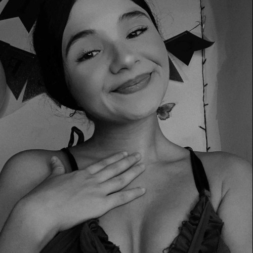 andrea e. profile photo