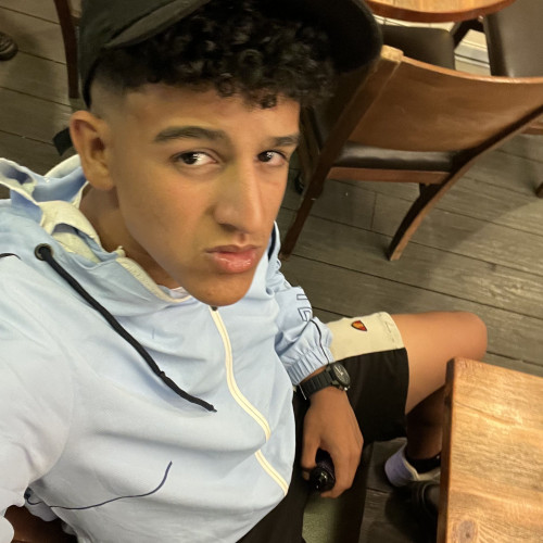 BUJI B. profile photo