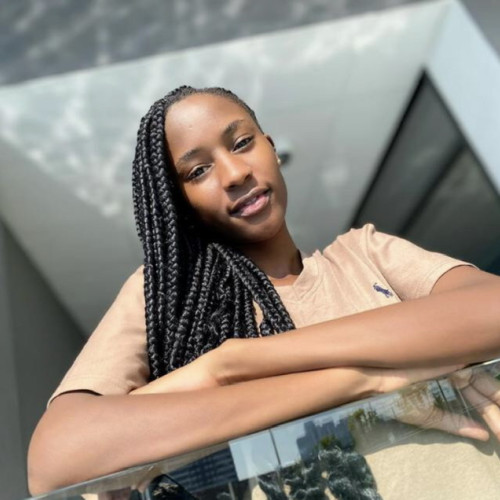Charlotte  L. profile photo