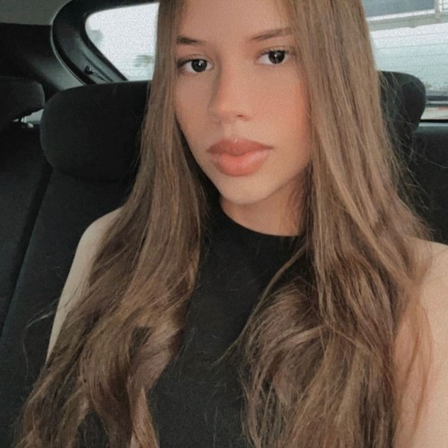Isabella R.