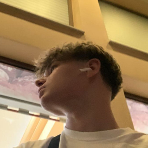 Stuart W. profile photo