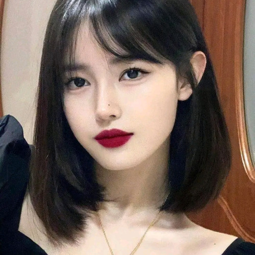 Nada N.