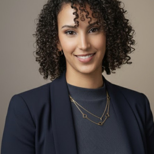 dede m. profile photo