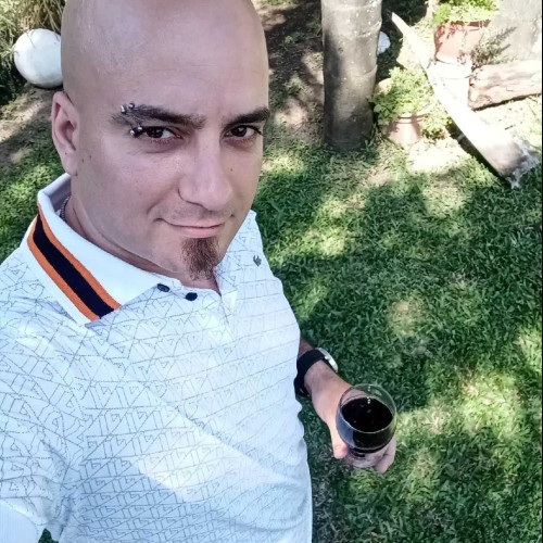 Leonel m. profile photo