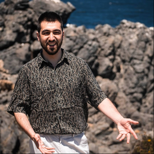 Elías O.