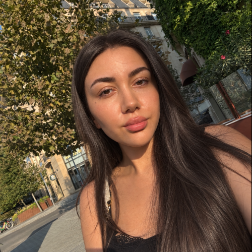 Aden V. profile photo