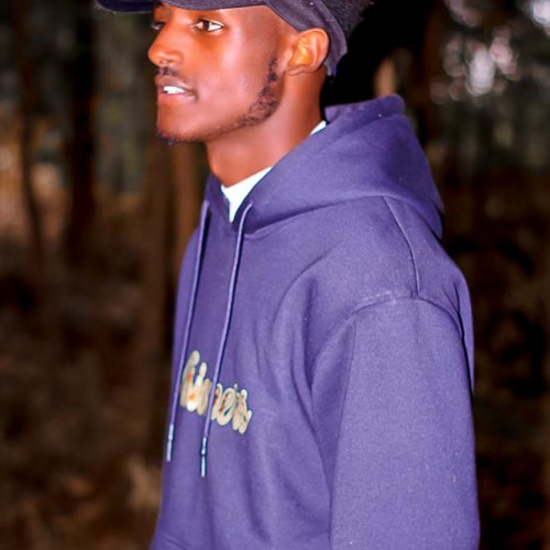 Simon M.