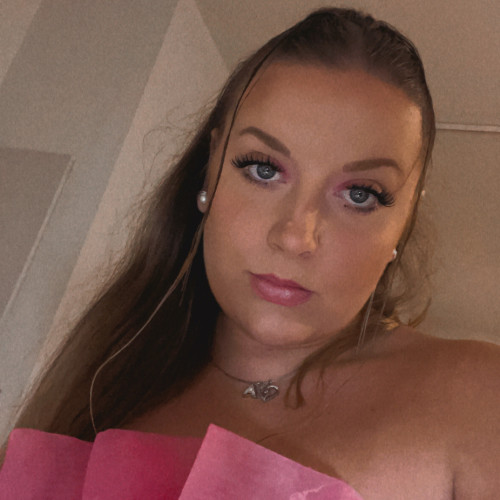 Ambre C. profile photo