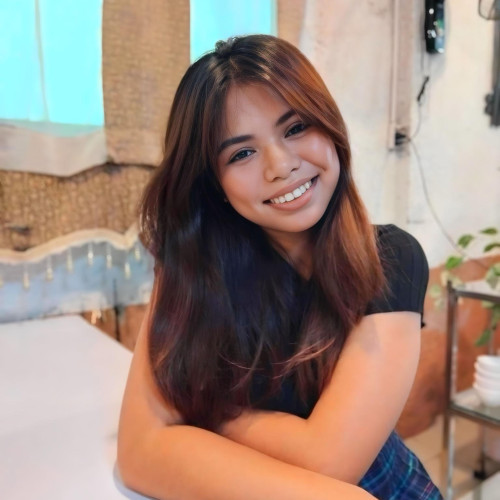 Neli D. profile photo