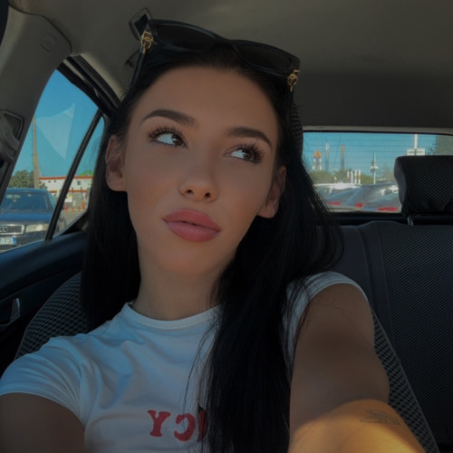 Alina Maria P. profile photo