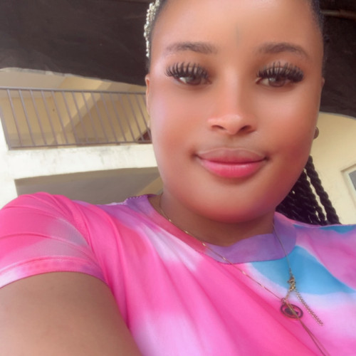 Honey  E. profile photo