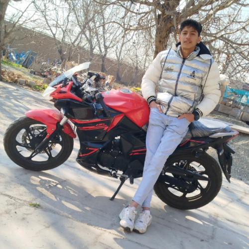 rhmanyb743  . profile photo