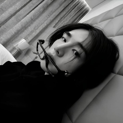 Noem  E. profile photo