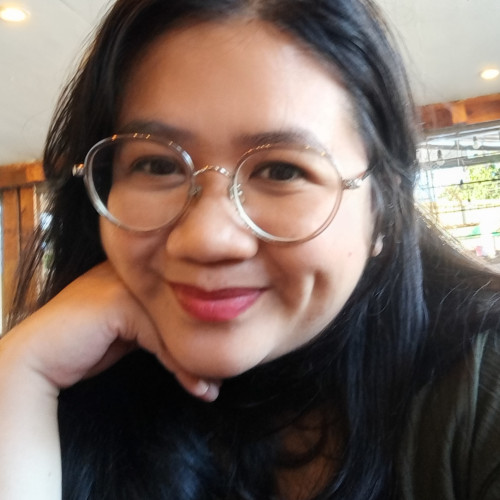 Lyn B.