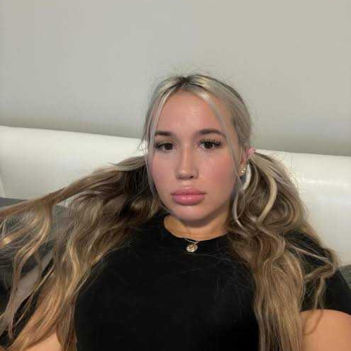 vickky M. profile photo