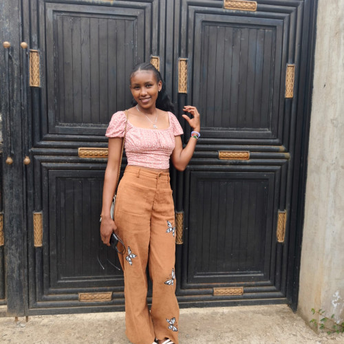 Essy  S. profile photo