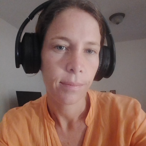 Clemencia L. profile photo