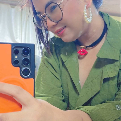 hilary Mikee d.