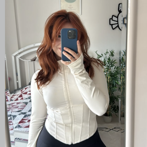 lidya l. profile photo