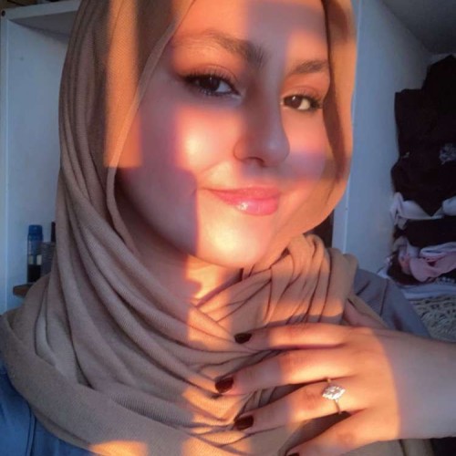 RIHAM  L.