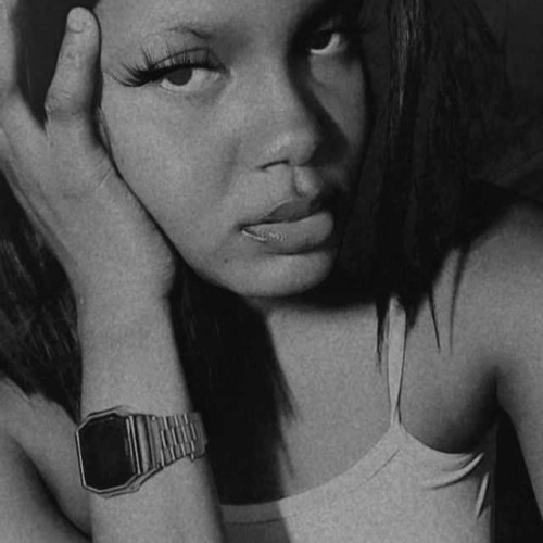 Nelly O. profile photo