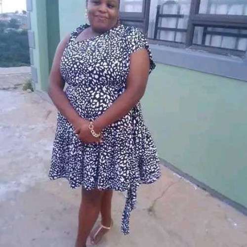 Zinhle J. profile photo