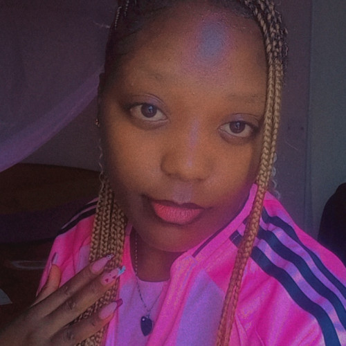 Mae R. profile photo