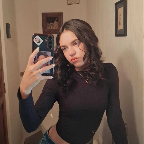 Nubia G.